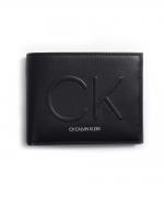 CKカルバン・クライン ロゴス 二つ折り財布 カード段4  