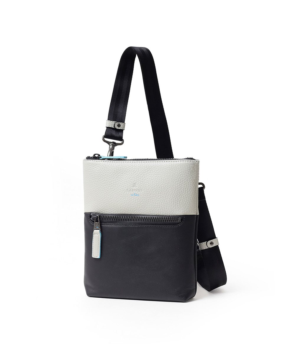 ランバン オン ブルー フェリチタ レザーショルダーバッグ