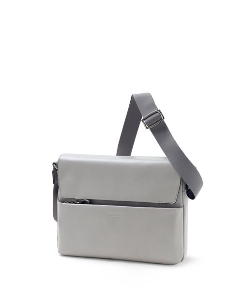 フジタカ ニューポスタ レザーショルダーバッグ B5