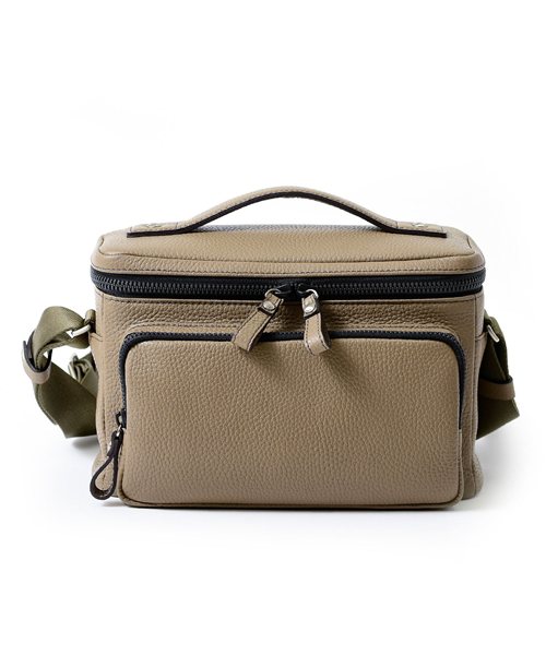 フジタカ ミーツ HIROSHI SEO 旅するバッグ カメラ用インナー付き レザーショルダーバッグ