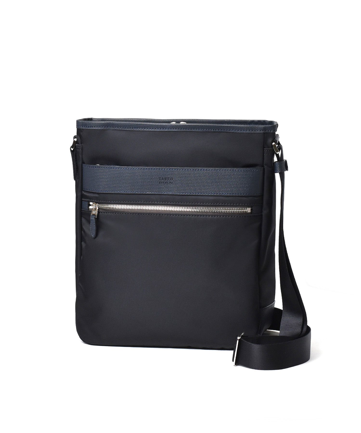 タケオキクチ グレール ショルダーバッグ A4(クロ)