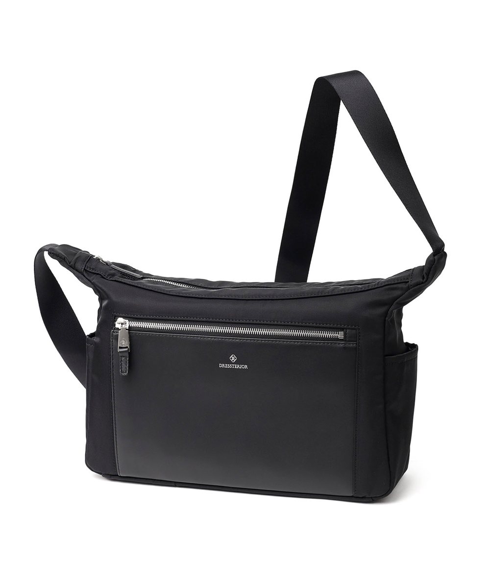 ドレステリア レークランド ショルダーバッグ A4