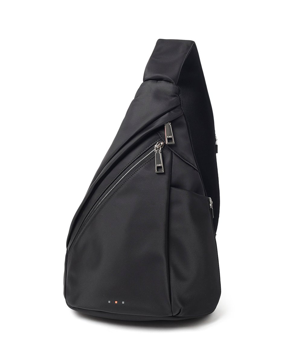 イズイット ボトカ ワンショルダーバッグ