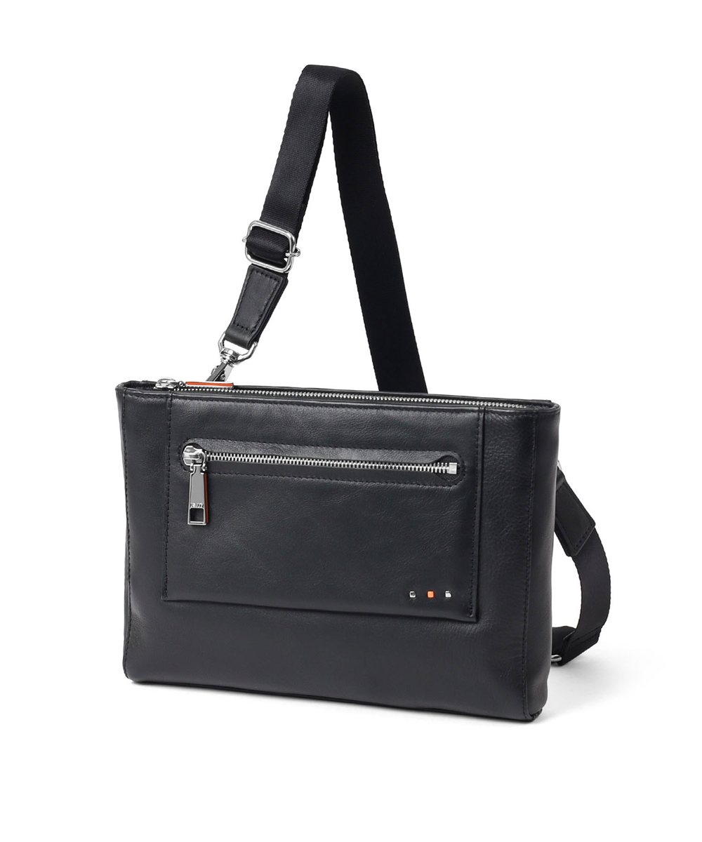 イズイット スペア レザークラッチ兼用ショルダーバッグ 2WAY