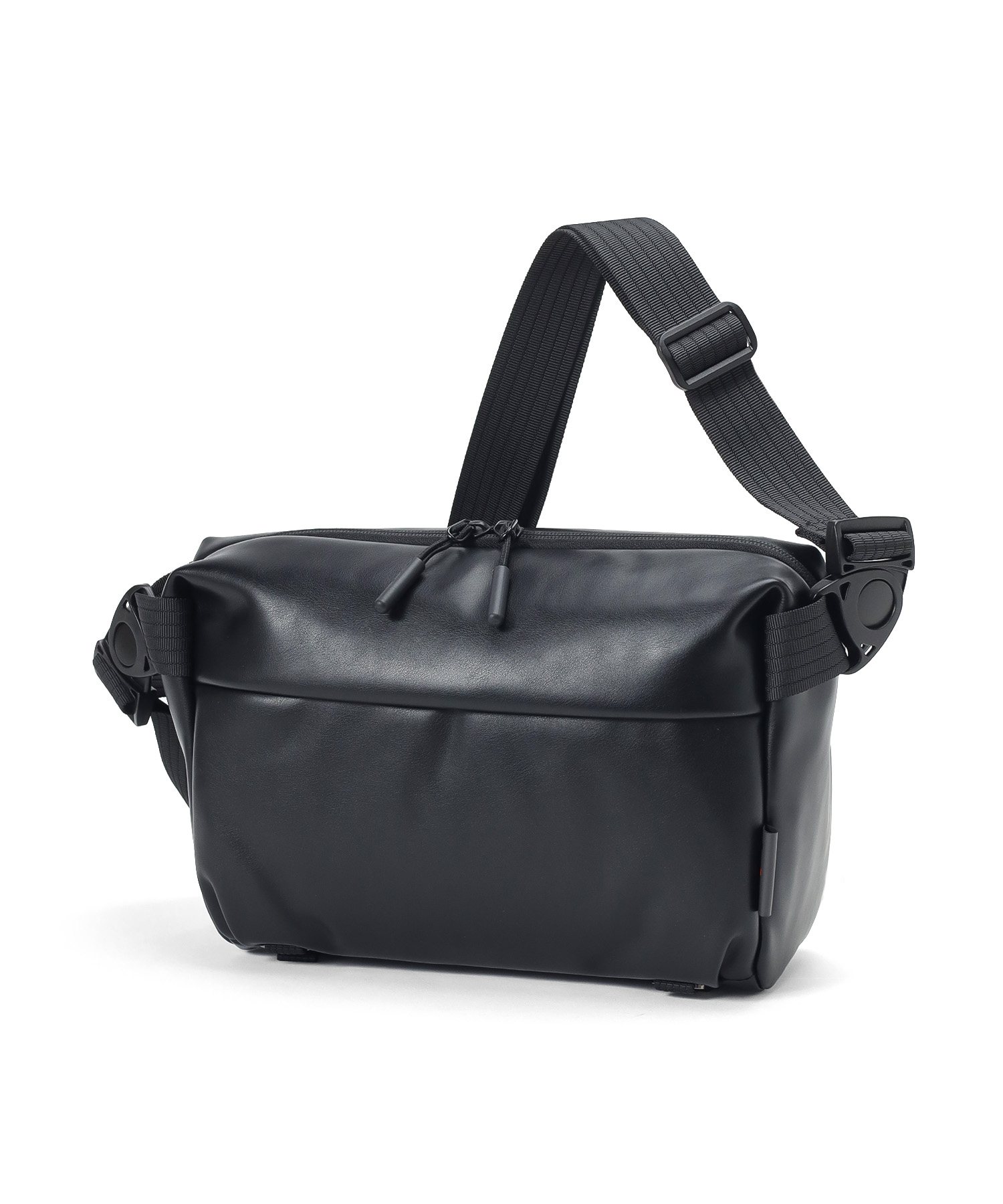 イズイット スカイ ショルダーバッグ 2WAY B5(クロ)