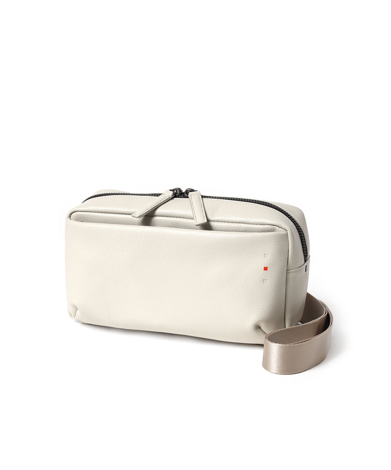 イズイット トラニオン レザーミニショルダーバッグ ヨコ型(アイボリー)