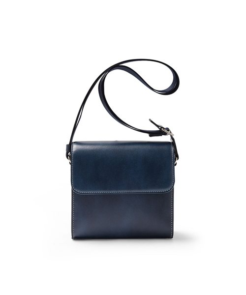 イズイット ユーゲント スクエアレザーショルダーバッグ