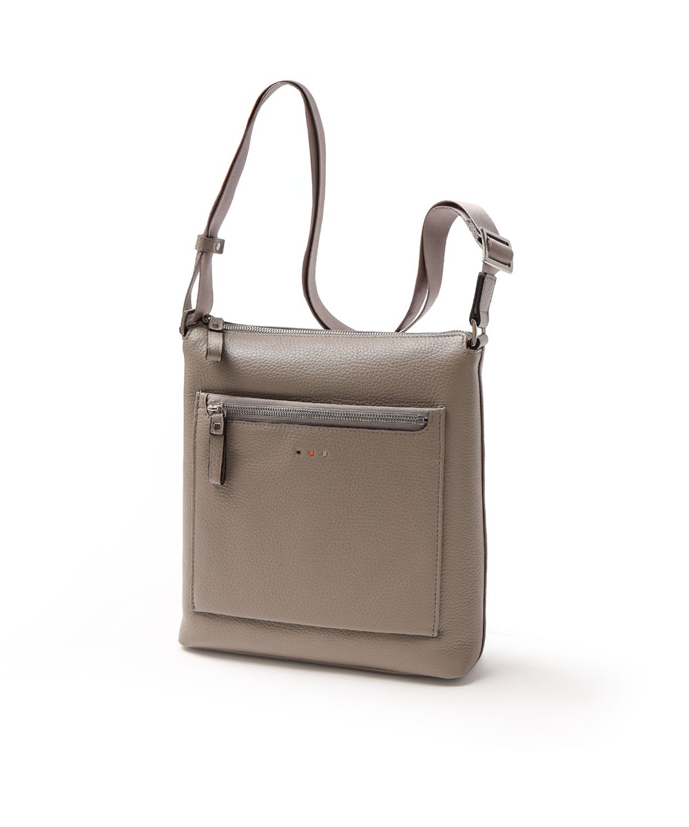 イズイット トレロ ショルダーバッグ B5