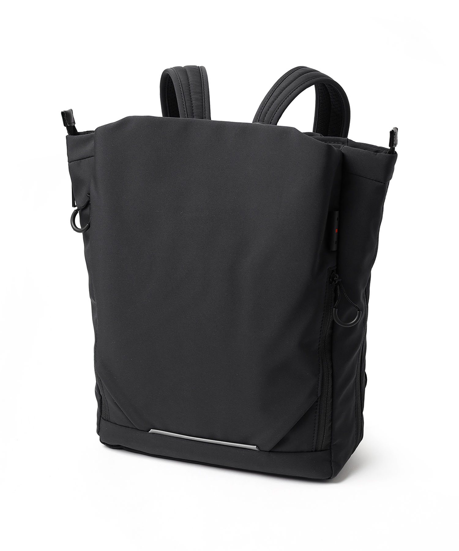 イズイット ルプラ トートバッグ兼用リュック A4 3WAY セットアップ対応(クロ)