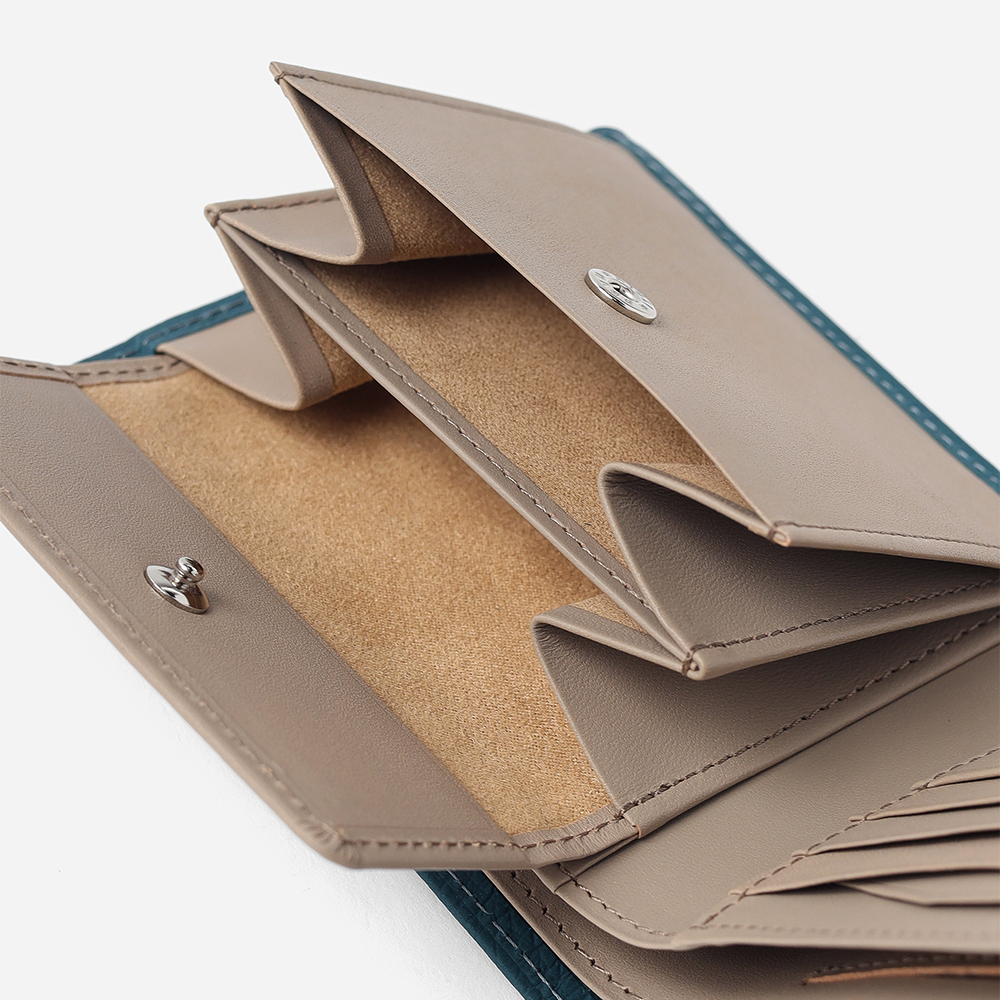 フジタカ ムース財布・小物  二つ折り財布 85周年数量限定カラー