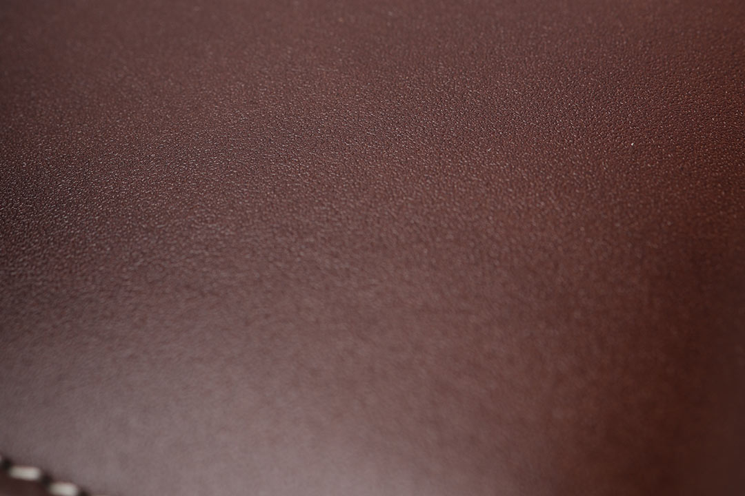 撥水加工の牛革素材