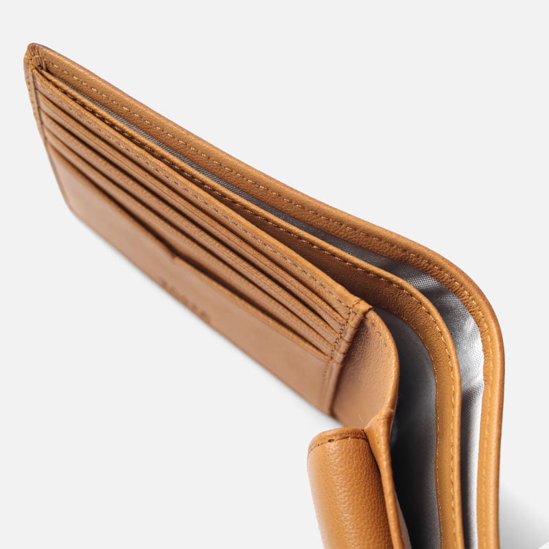 タケオキクチ クロードII 二つ折り財布 