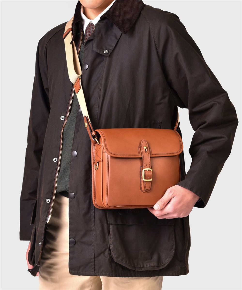 シルバーレイククラブ オイルレザー ショルダーバッグ 22cm