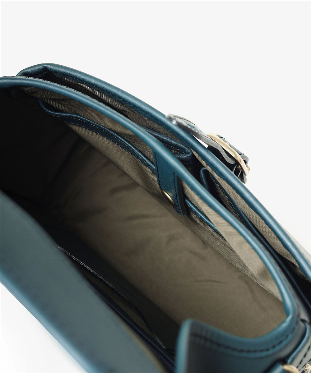 シルバーレイククラブ オイルレザー ショルダーバッグ 22cm