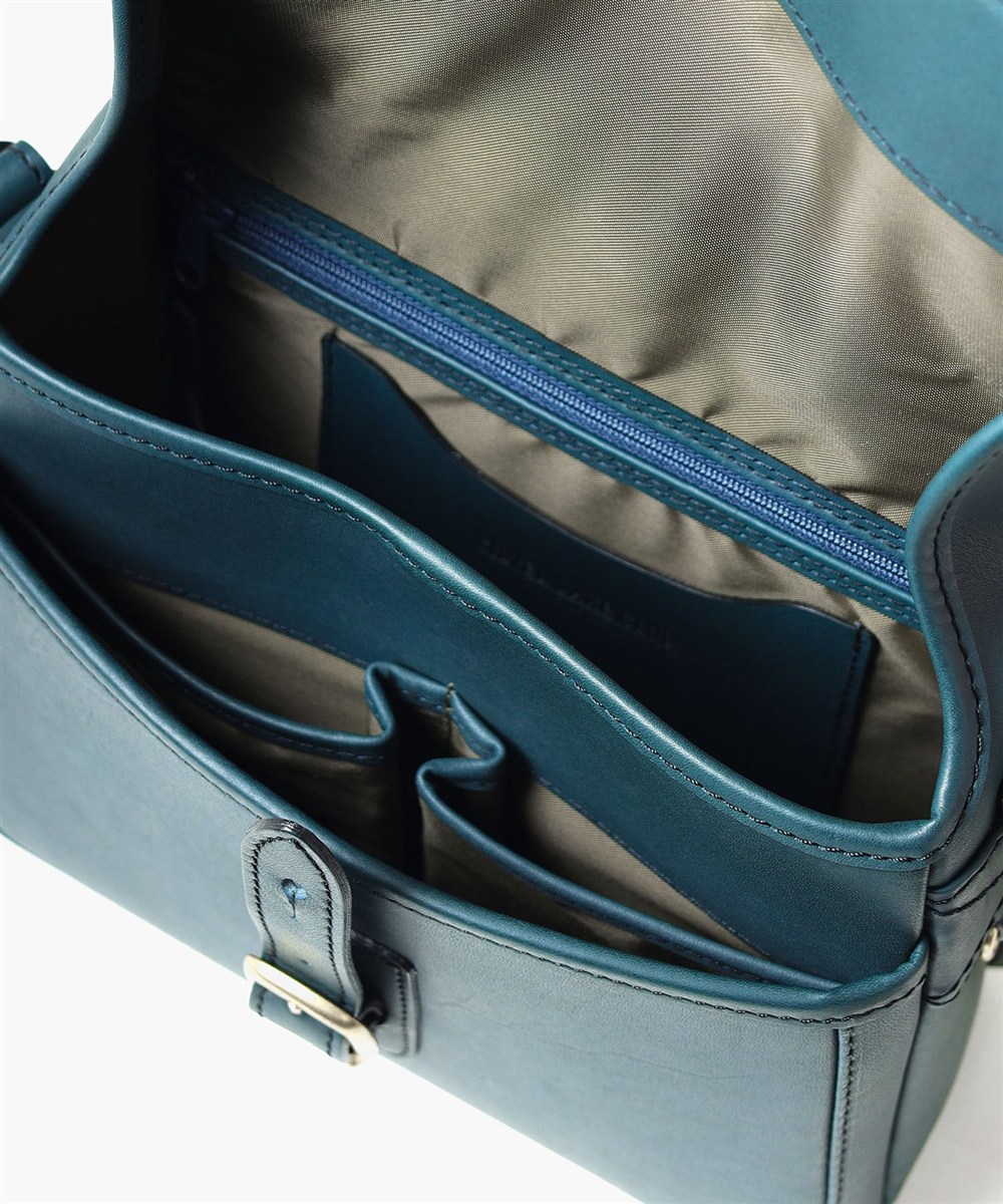 シルバーレイククラブ オイルレザー ショルダーバッグ 22cm