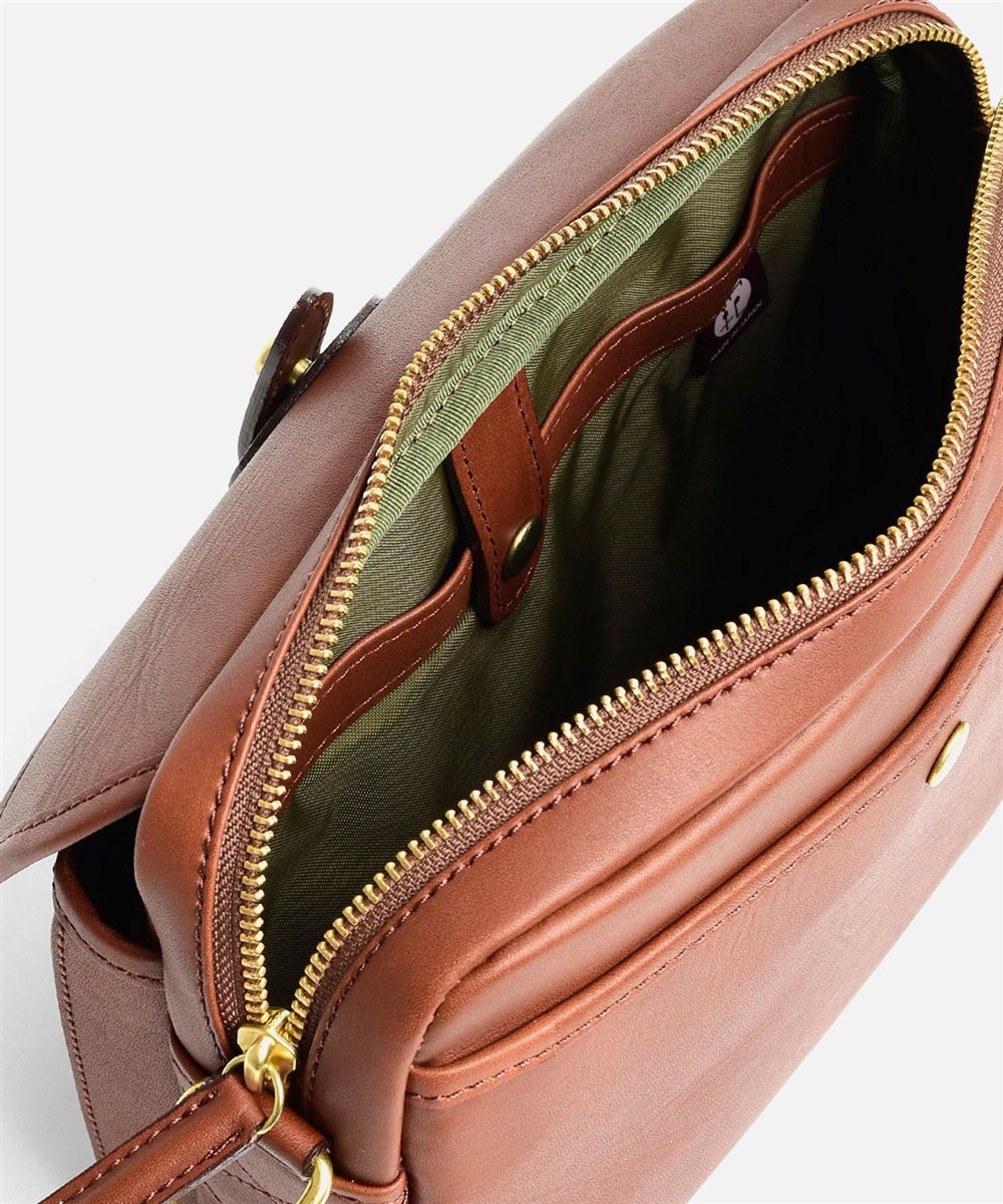 シルバーレイククラブ オイルレザー ミニショルダーバッグ 23cm