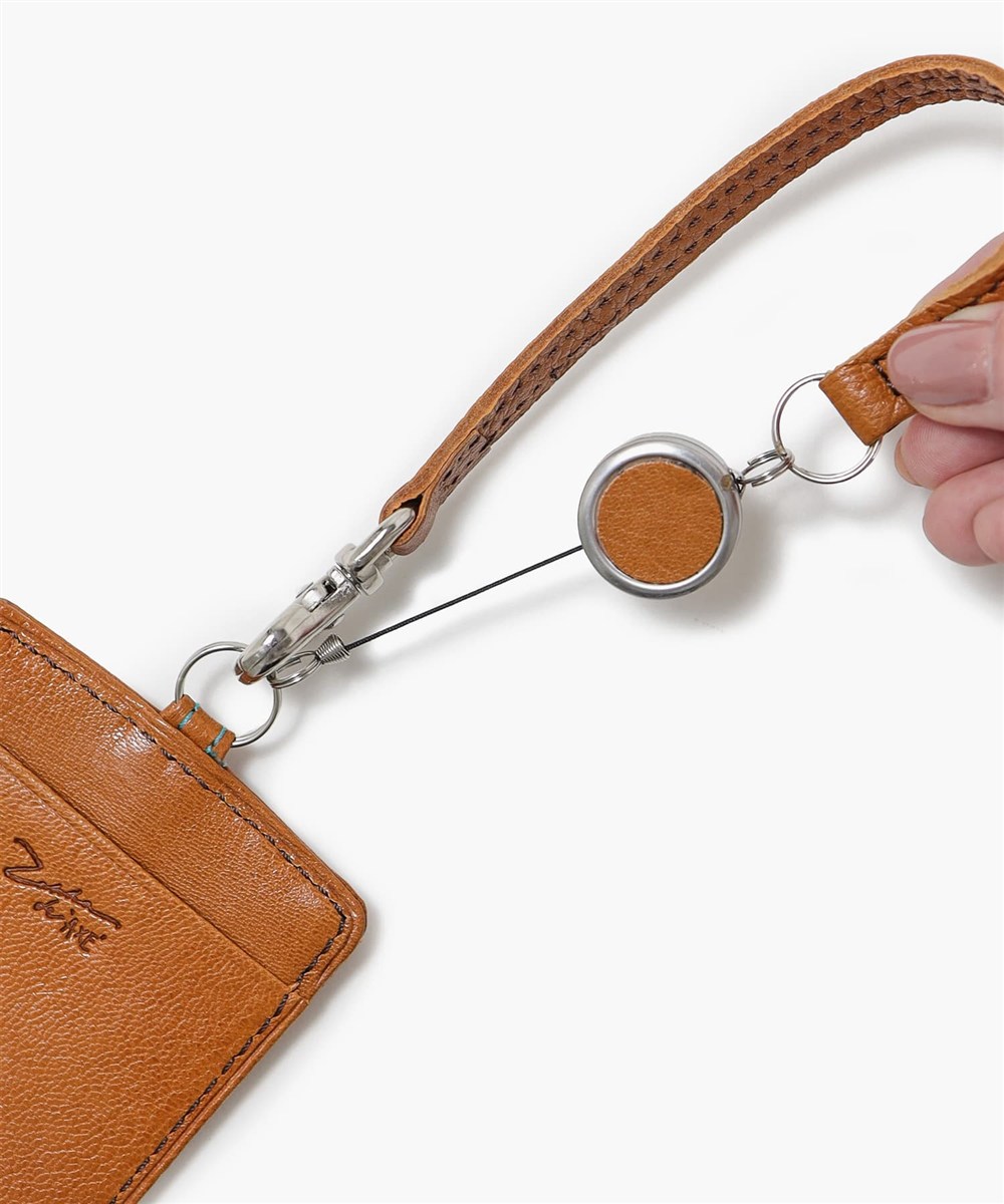 アックス ゼロツー リール付きパスケース