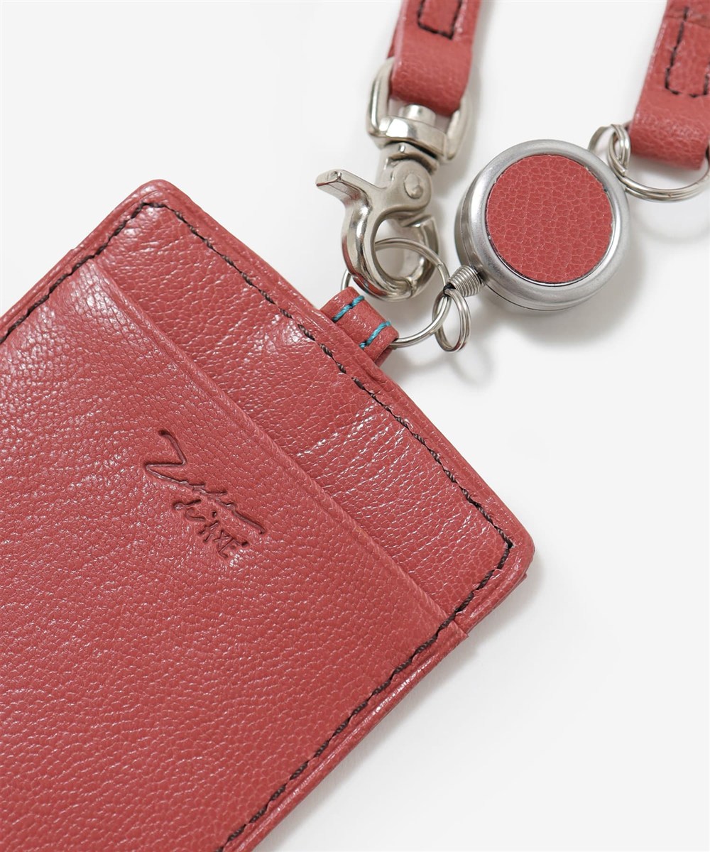 アックス ゼロツー リール付きパスケース