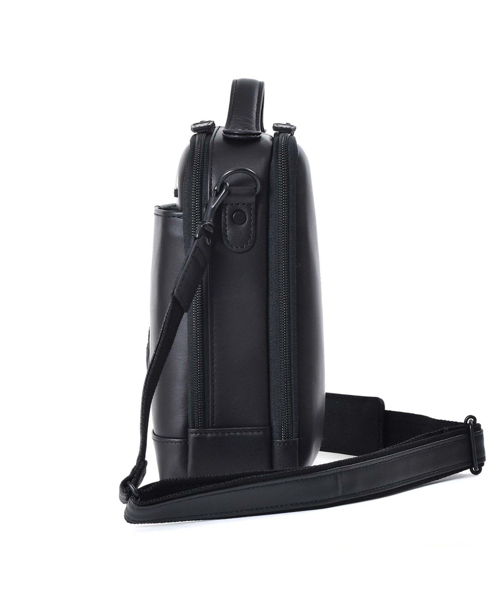 カルワザ ウイングII ハンドル付 ミニレザーショルダーバッグ