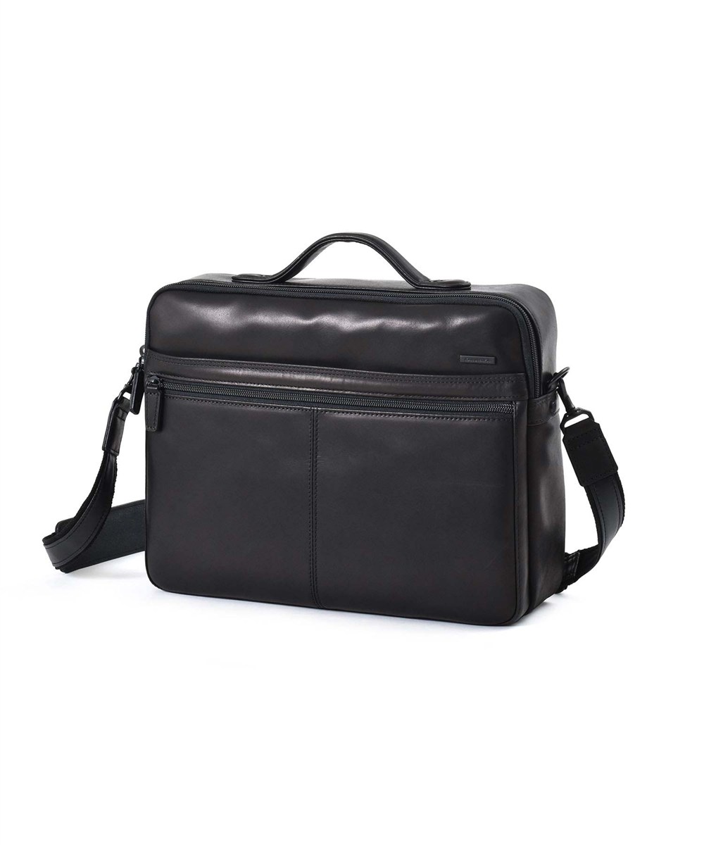 カルワザ ウイングII レザーショルダーバッグ A4