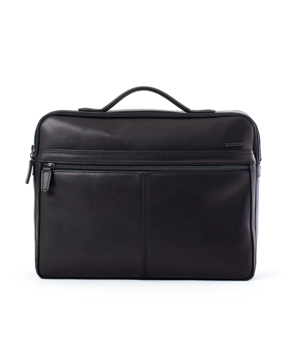 カルワザ ウイングII レザーショルダーバッグ A4