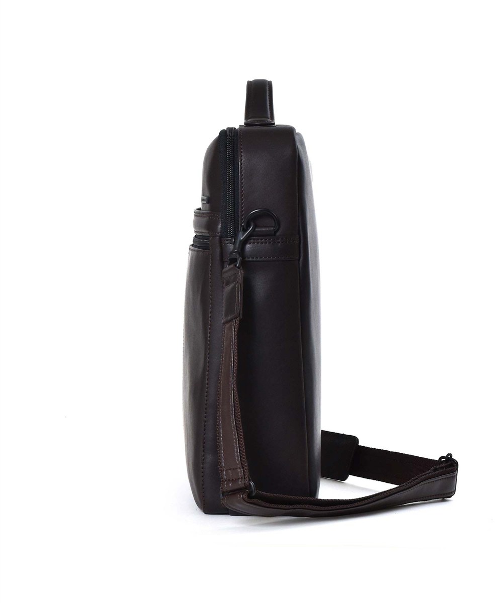 カルワザ ウイングII レザーショルダーバッグ タテ型 A4