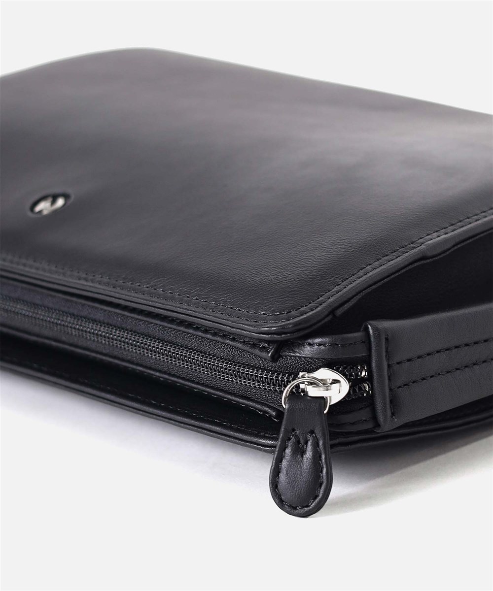 ミラ・ショーン クレスタ レザーメンズバッグ 28cm