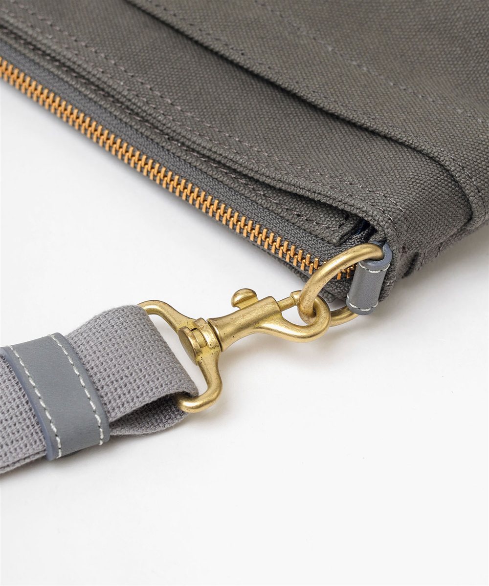 シルバーレイククラブ アハト ショルダーバッグ