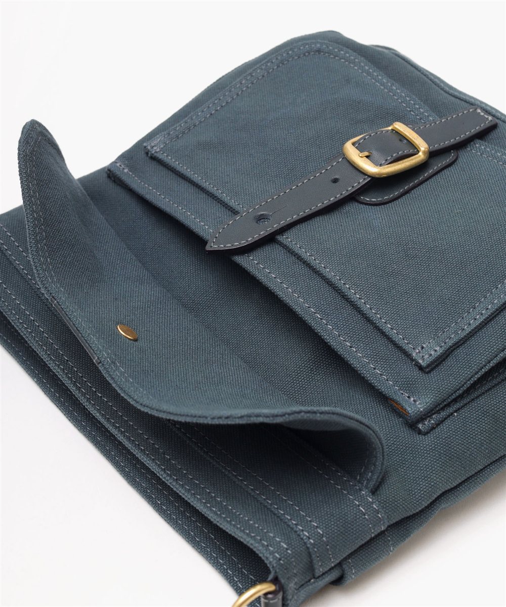 シルバーレイククラブ アハト ショルダーバッグ