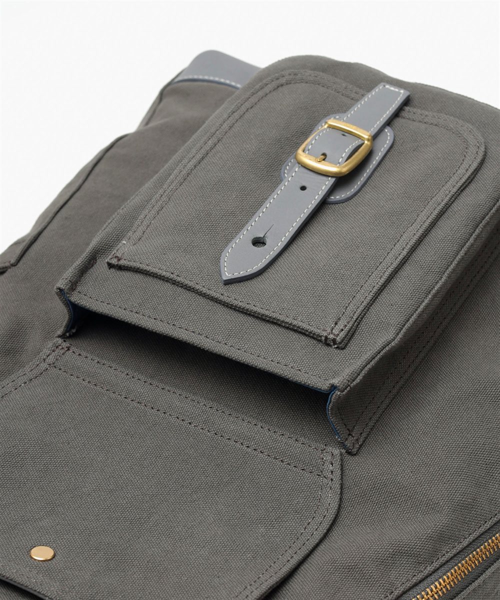 シルバーレイククラブ アハト リュック A4