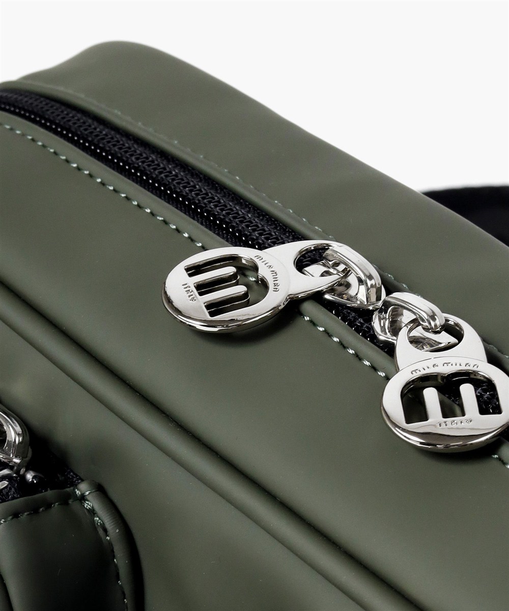 ミラ・ミラン ベスパ ショルダーバッグ