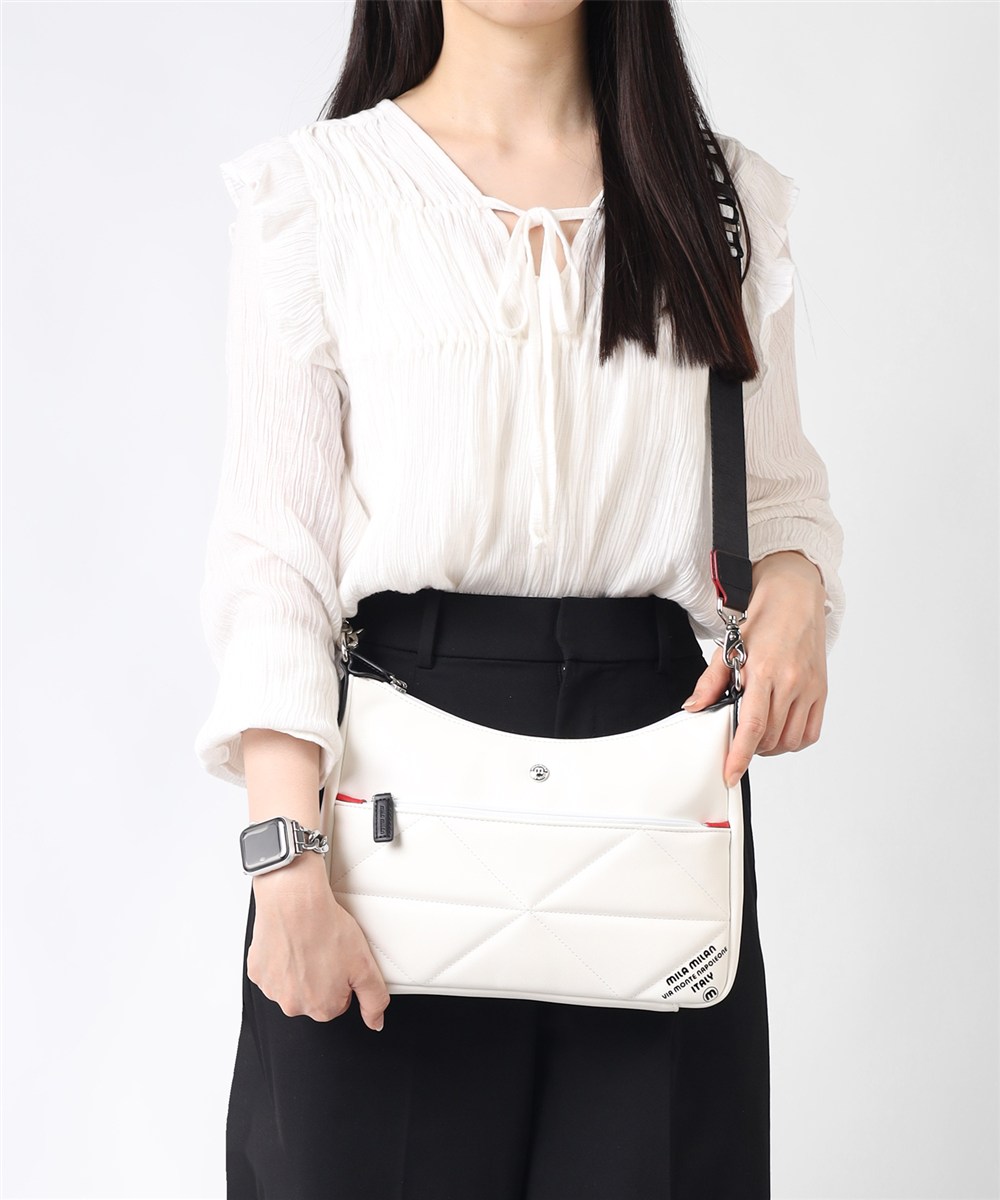 ミラ・ミラン テトラ ショルダーバッグ