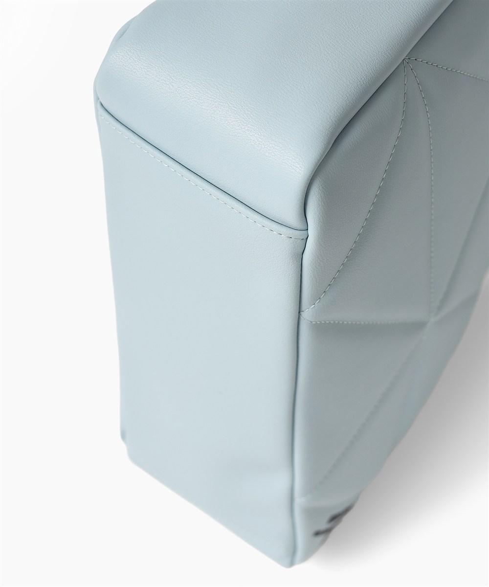 ミラ・ミラン テトラ ドライビングトートバッグ