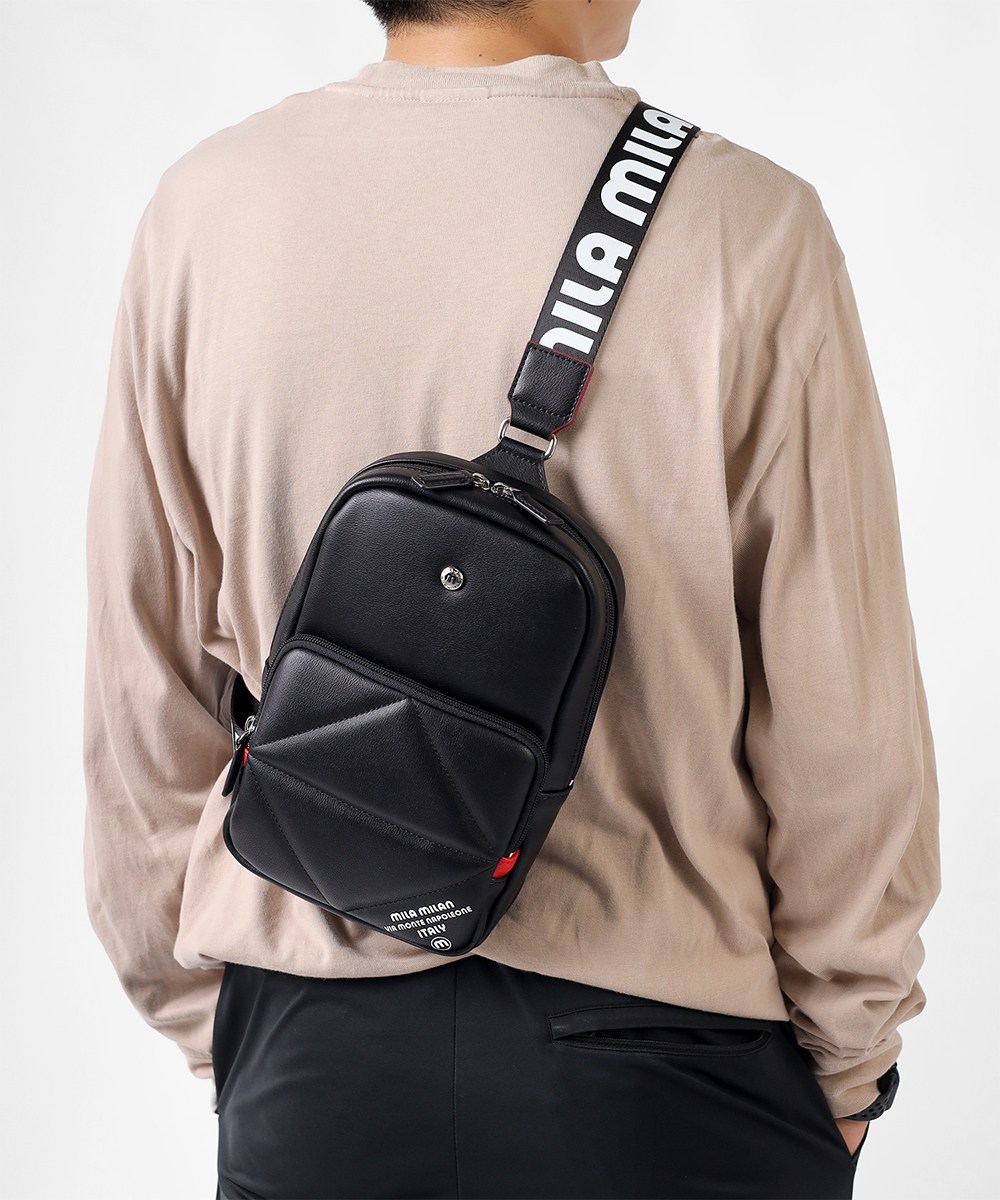 ミラ・ミラン テトラ ワンショルダーバッグ