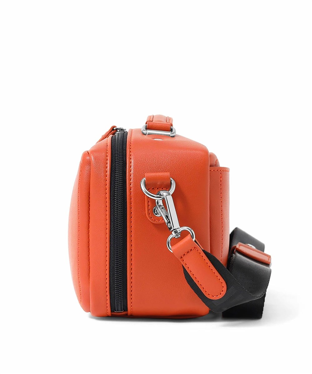 ミラ・ミラン オット ショルダーバッグ