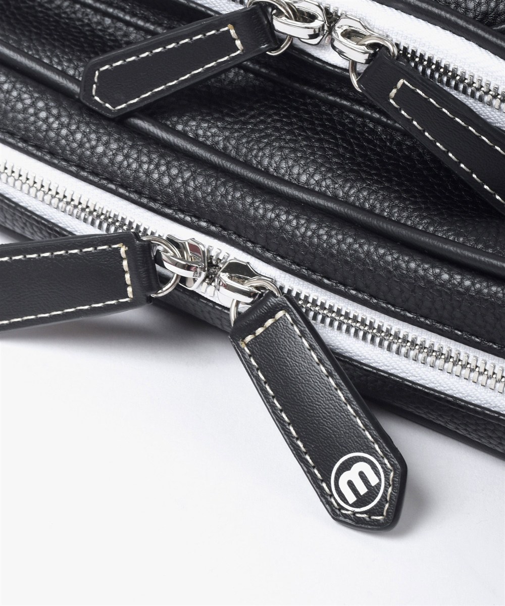 ミラ・ミラン トラスト ショルダーバッグ