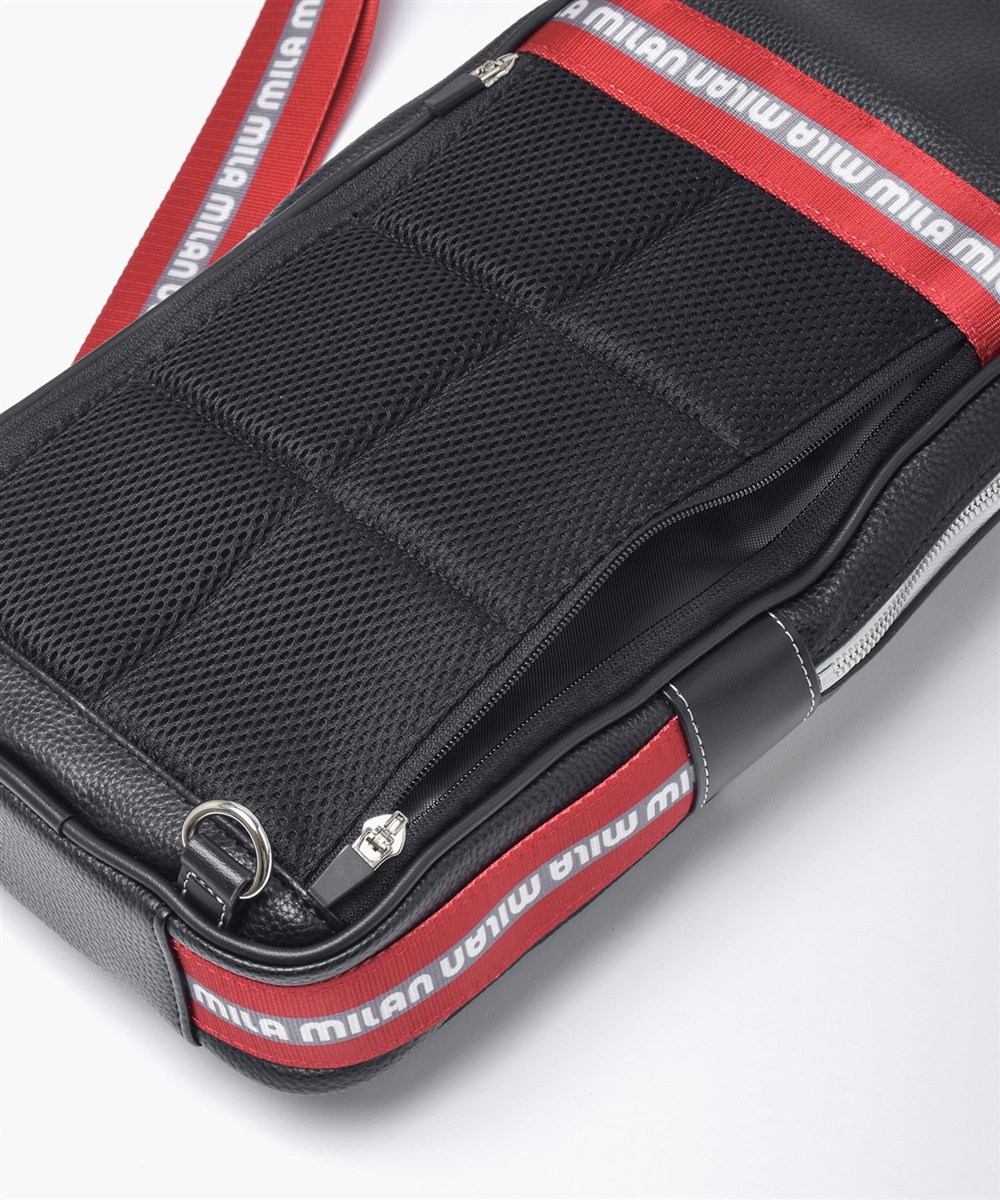 ミラ・ミラン トラスト ワンショルダーバッグ