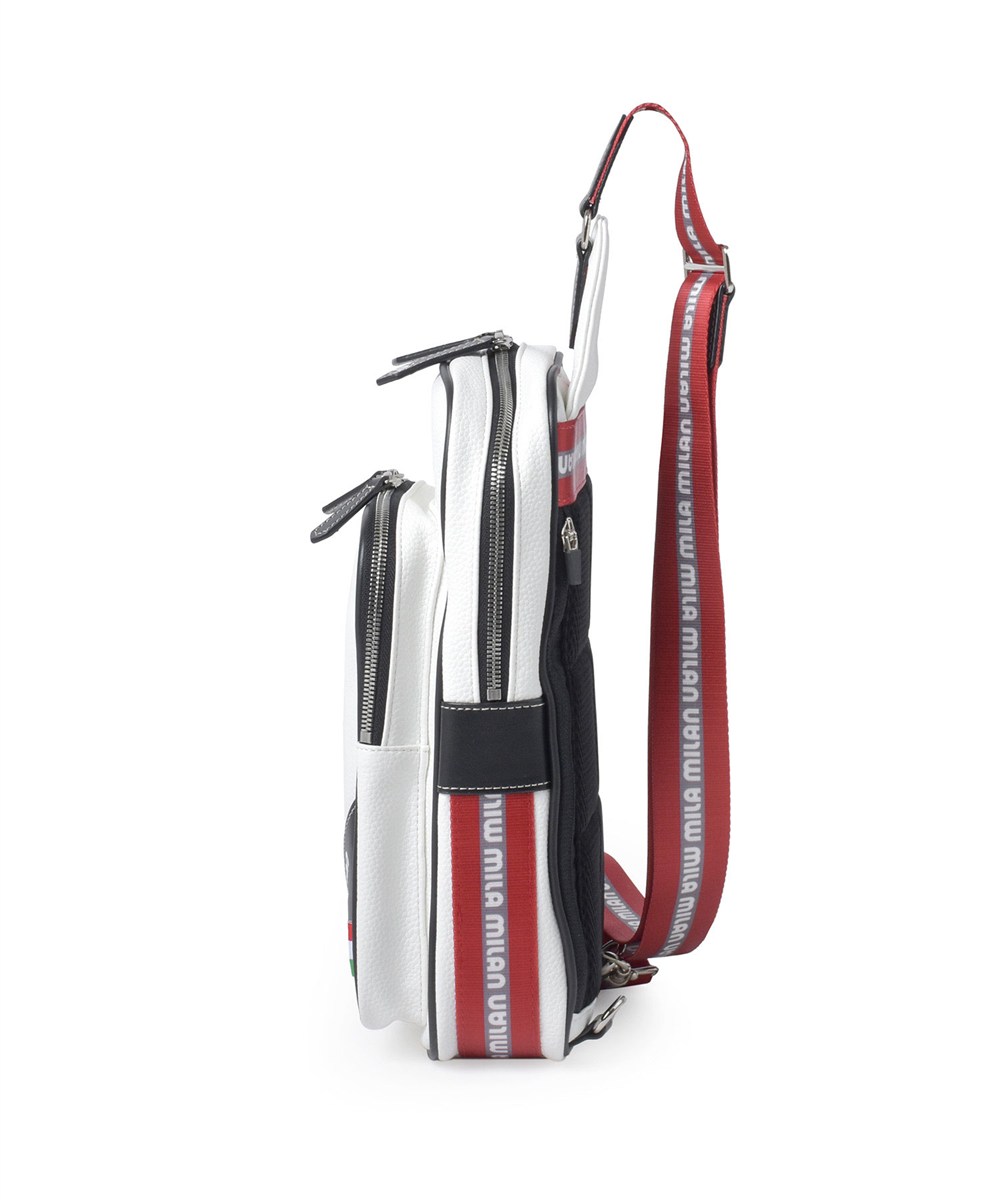 ミラ・ミラン トラスト ワンショルダーバッグ