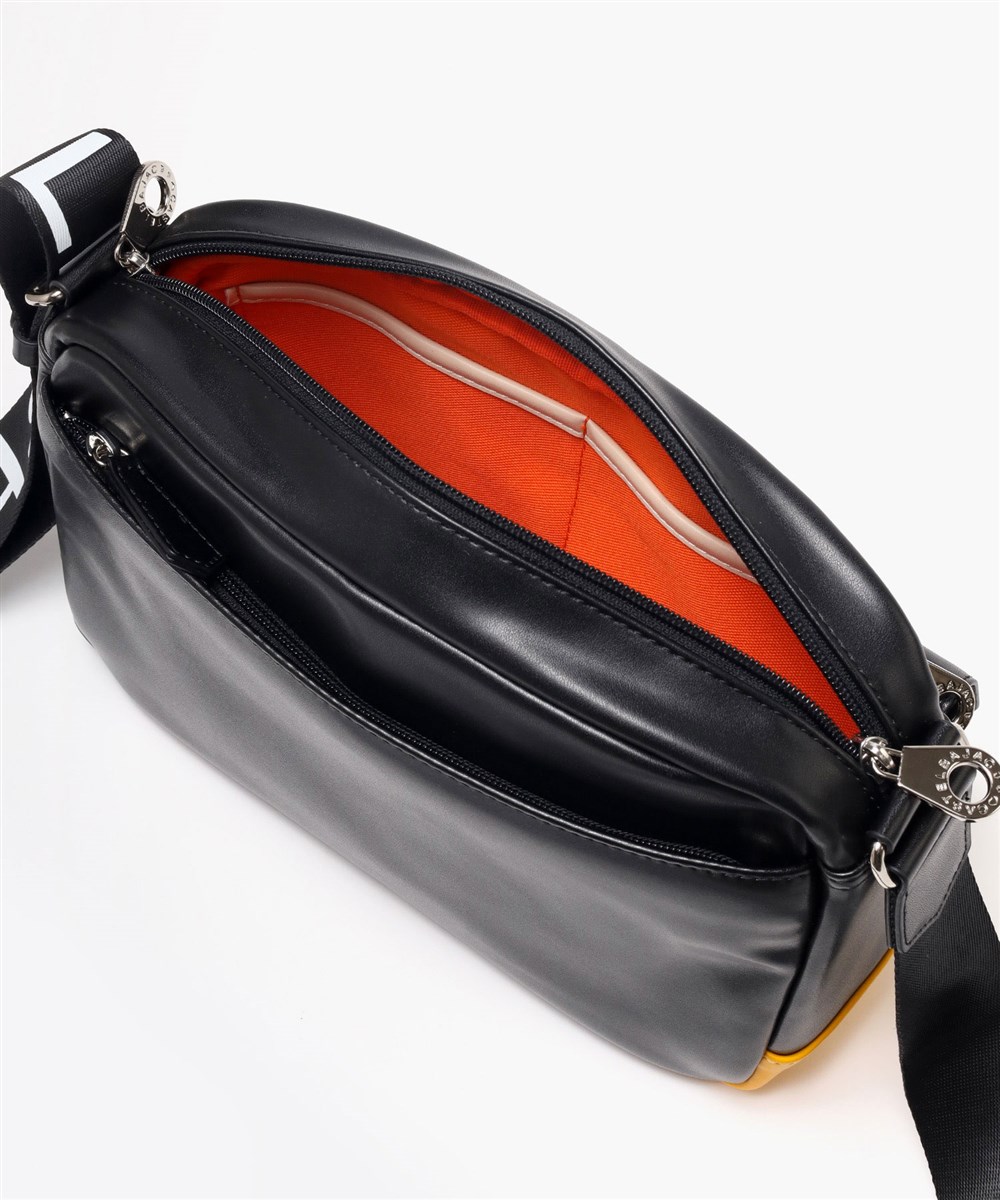 カステルバジャック ダルトン ショルダーバッグ ヨコ型