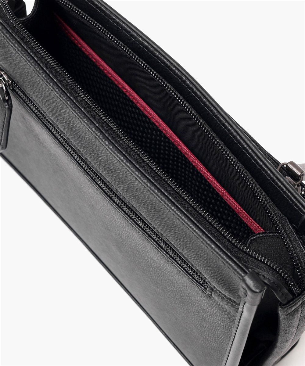 タケオキクチ ナビ メンズポーチ 24cm