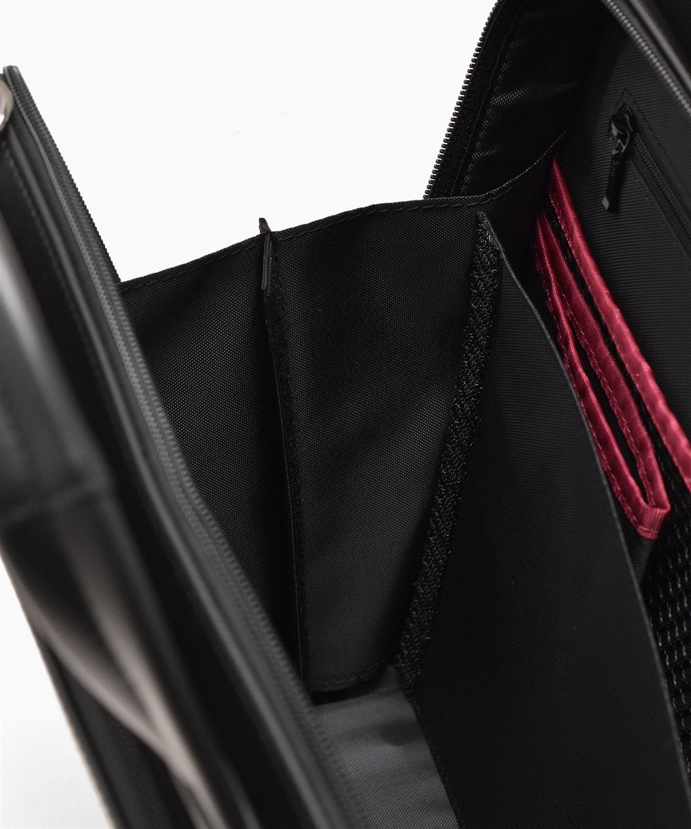 タケオキクチ ナビ ビジネスバッグ A4