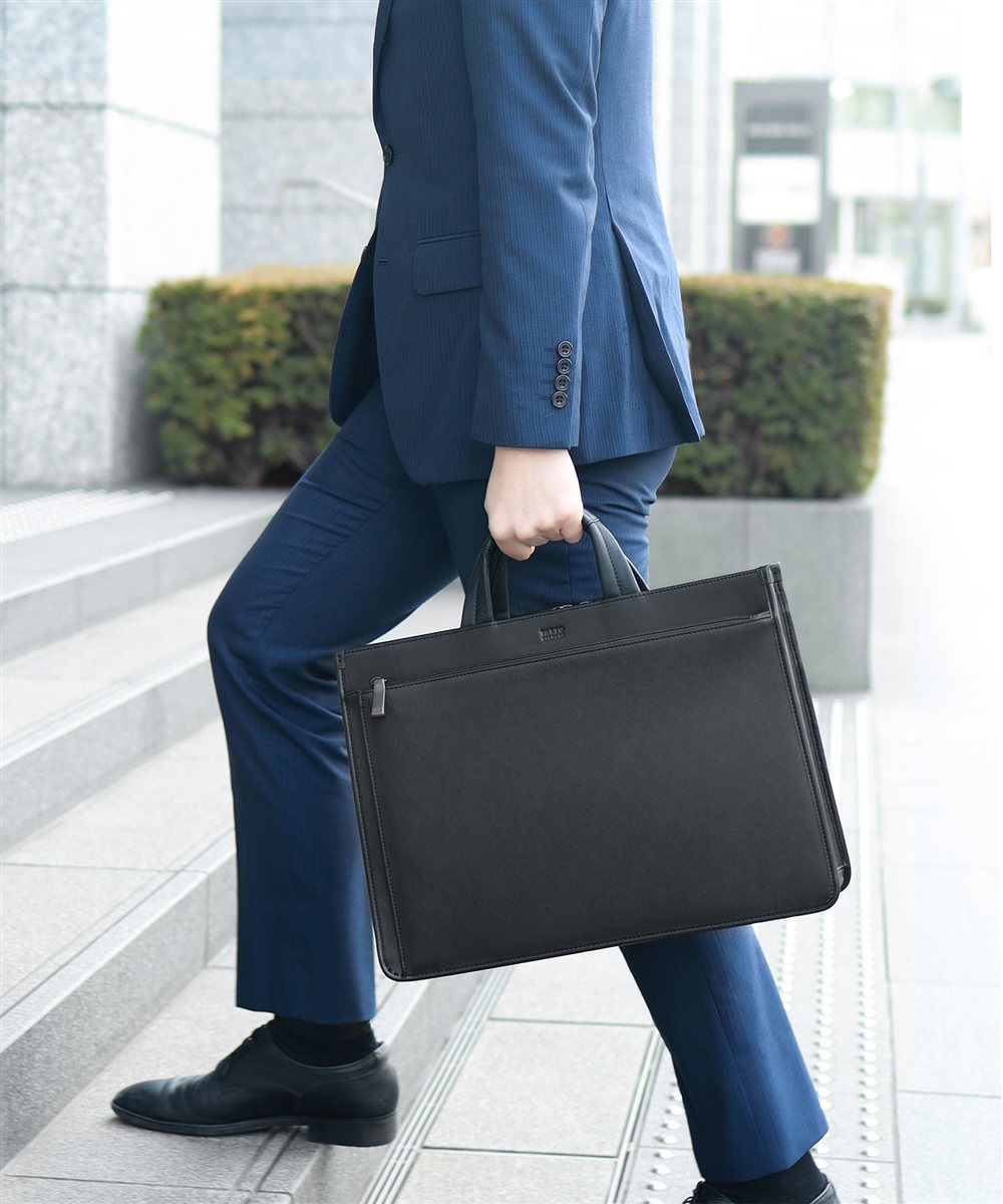 タケオキクチ ナビ ビジネスバッグ B4 【2025年夏 / 日本テレビ日曜ドラマ使用商品】