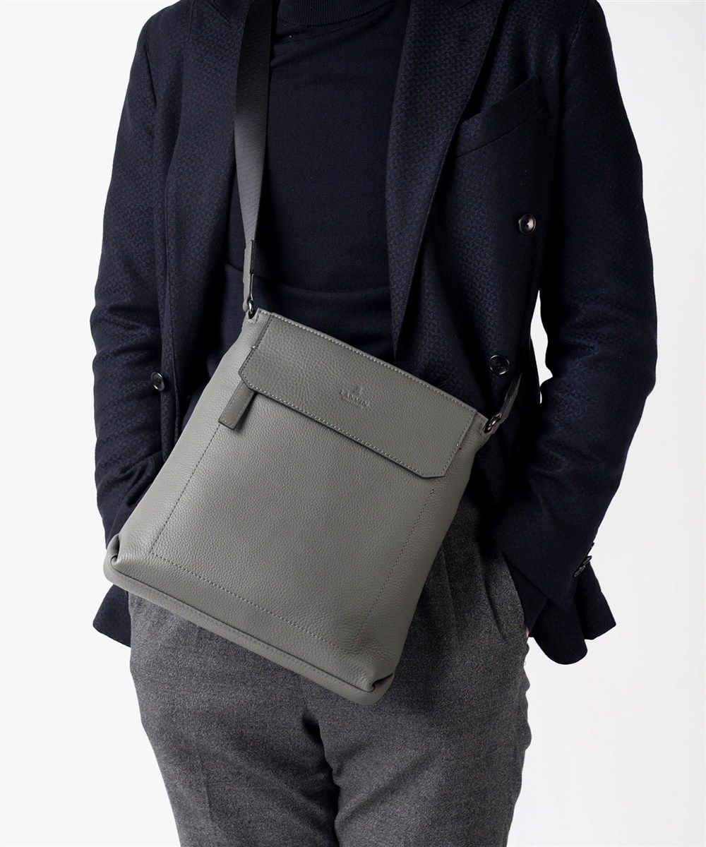 ランバン コレクション カンヌ レザーショルダーバッグ B5