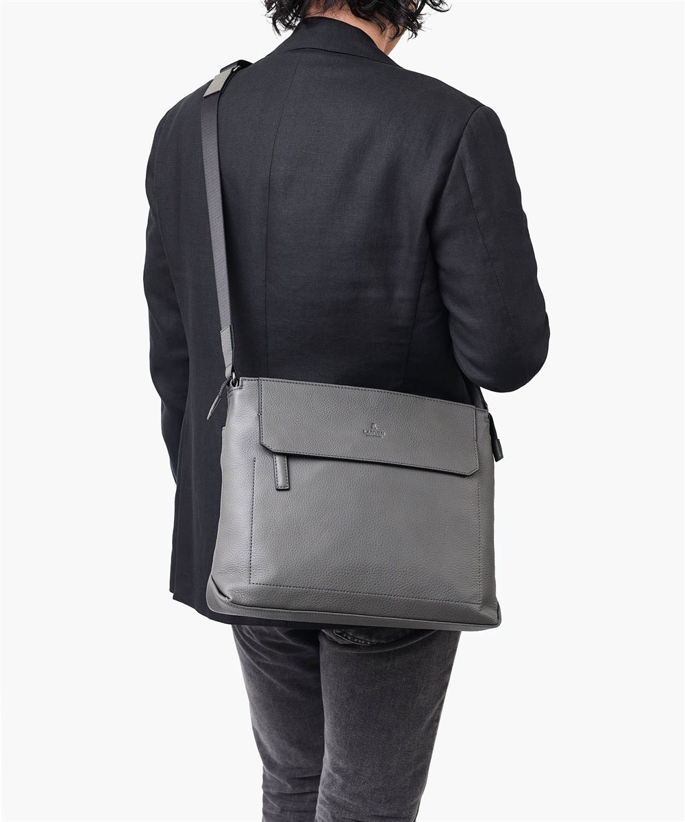 ランバン コレクション カンヌ レザーショルダーバッグ A4