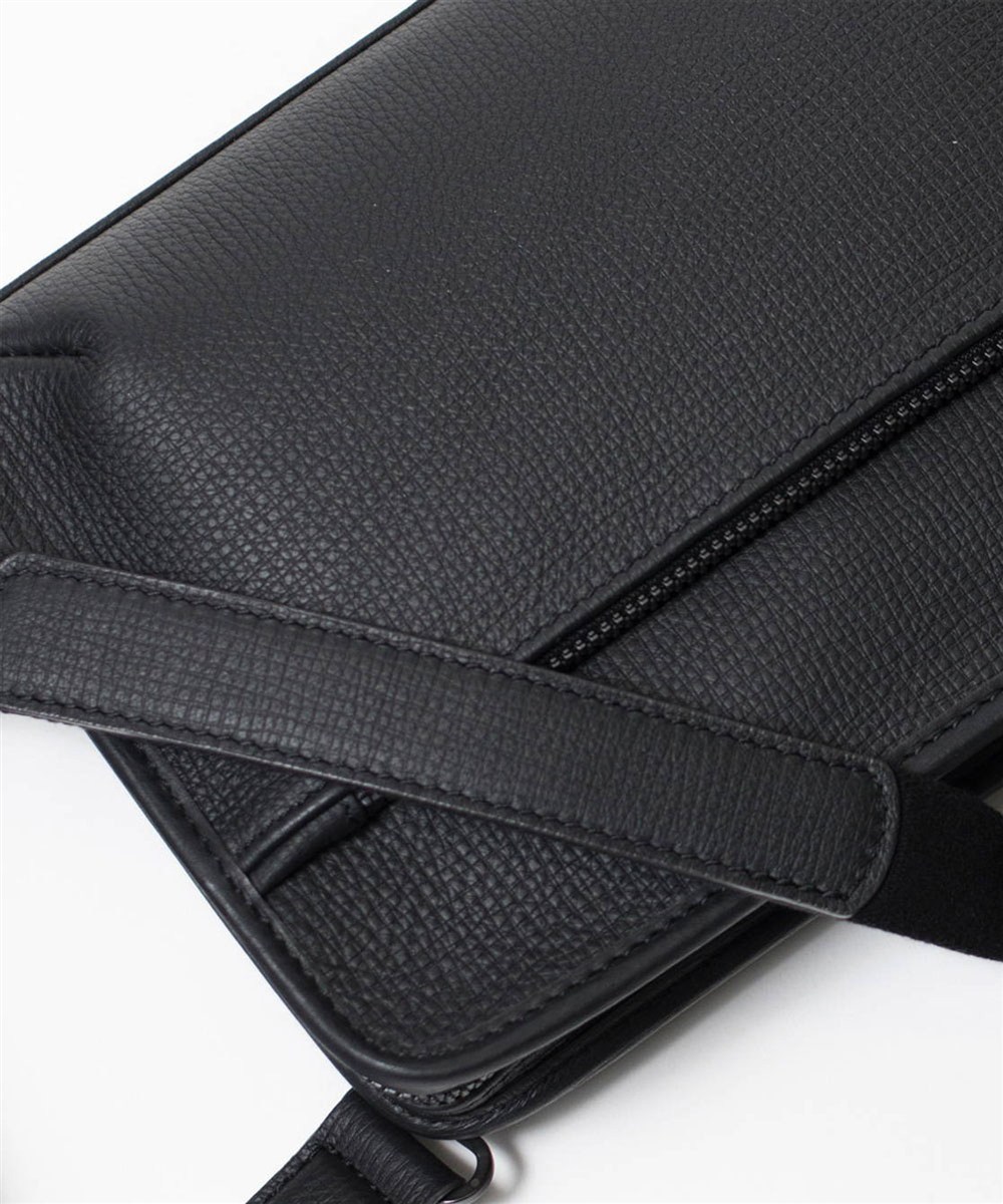 ミラ・ショーン バル レザークラッチショルダーバッグ 2WAY