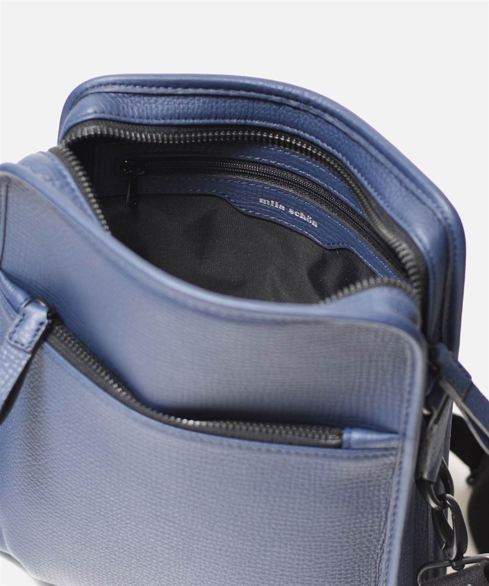 ミラ・ショーン バル レザーショルダーバッグ