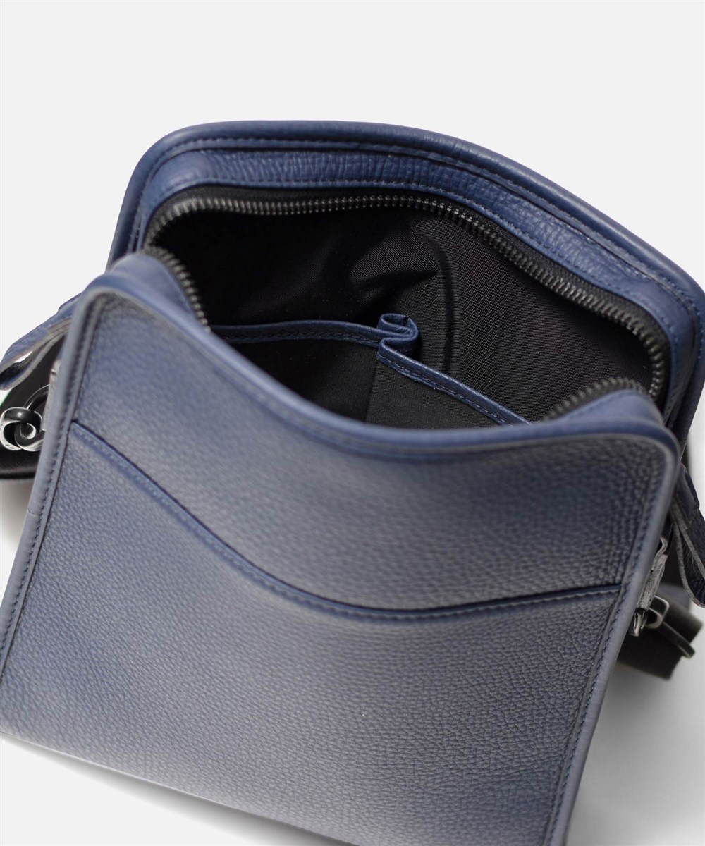 ミラ・ショーン バル レザーショルダーバッグ