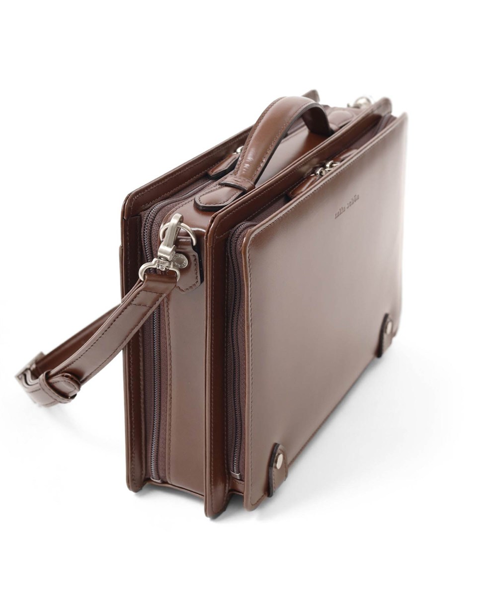 ミラ・ショーン ニュートレノ レザーショルダーバッグ B5ジャスト