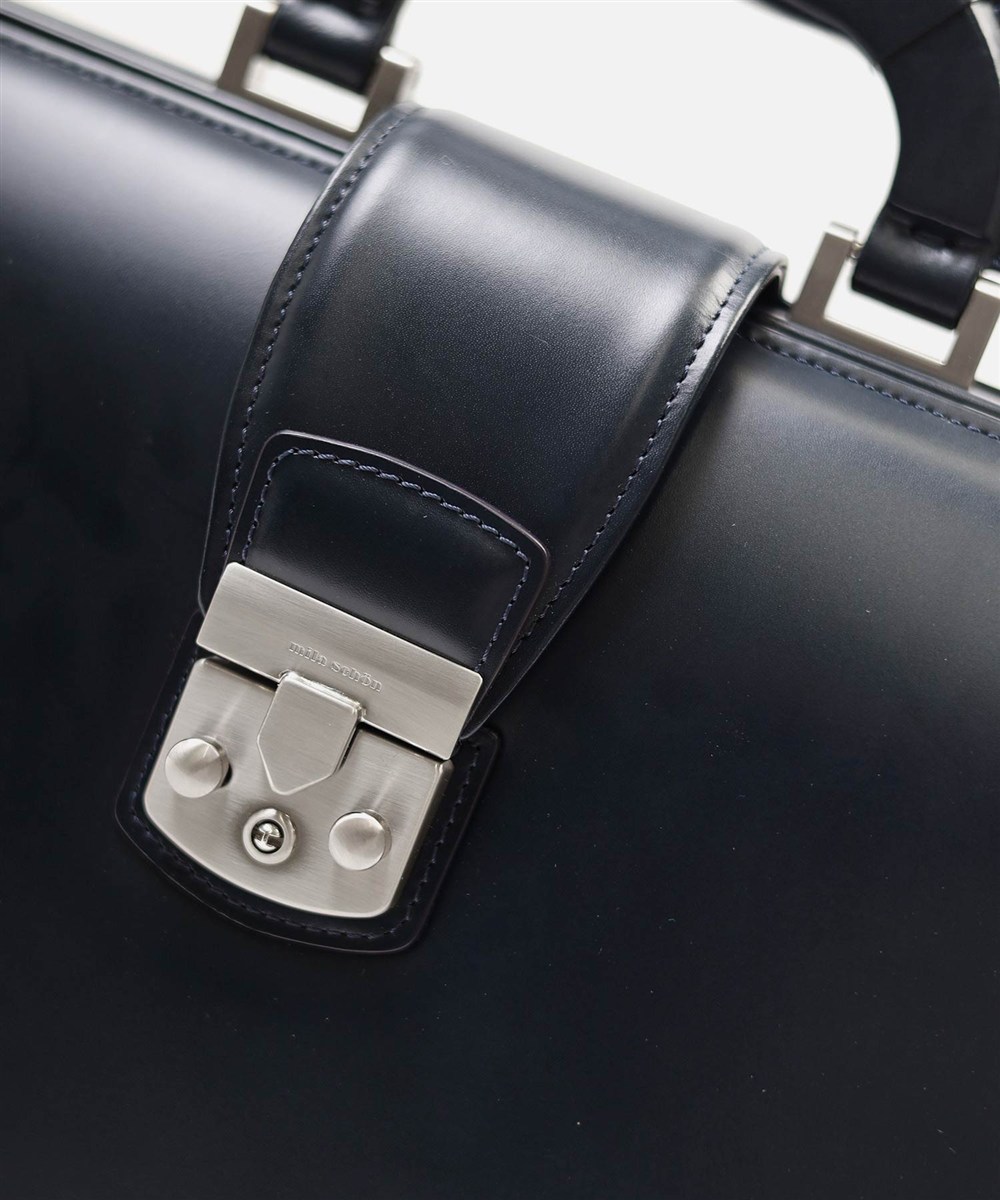 ミラ・ショーン ニュートレノ レザーダレスバッグ B4