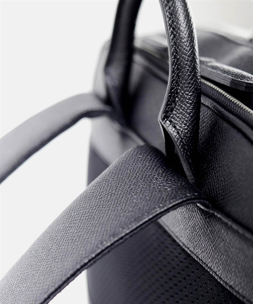 フジタカ ルフト レザービジネスリュック A4 2気室